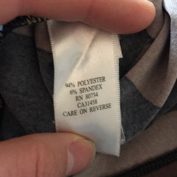 BCBGMaxAzria flower pattern brown/black/yellow wrap top. - Picture 8 of 9